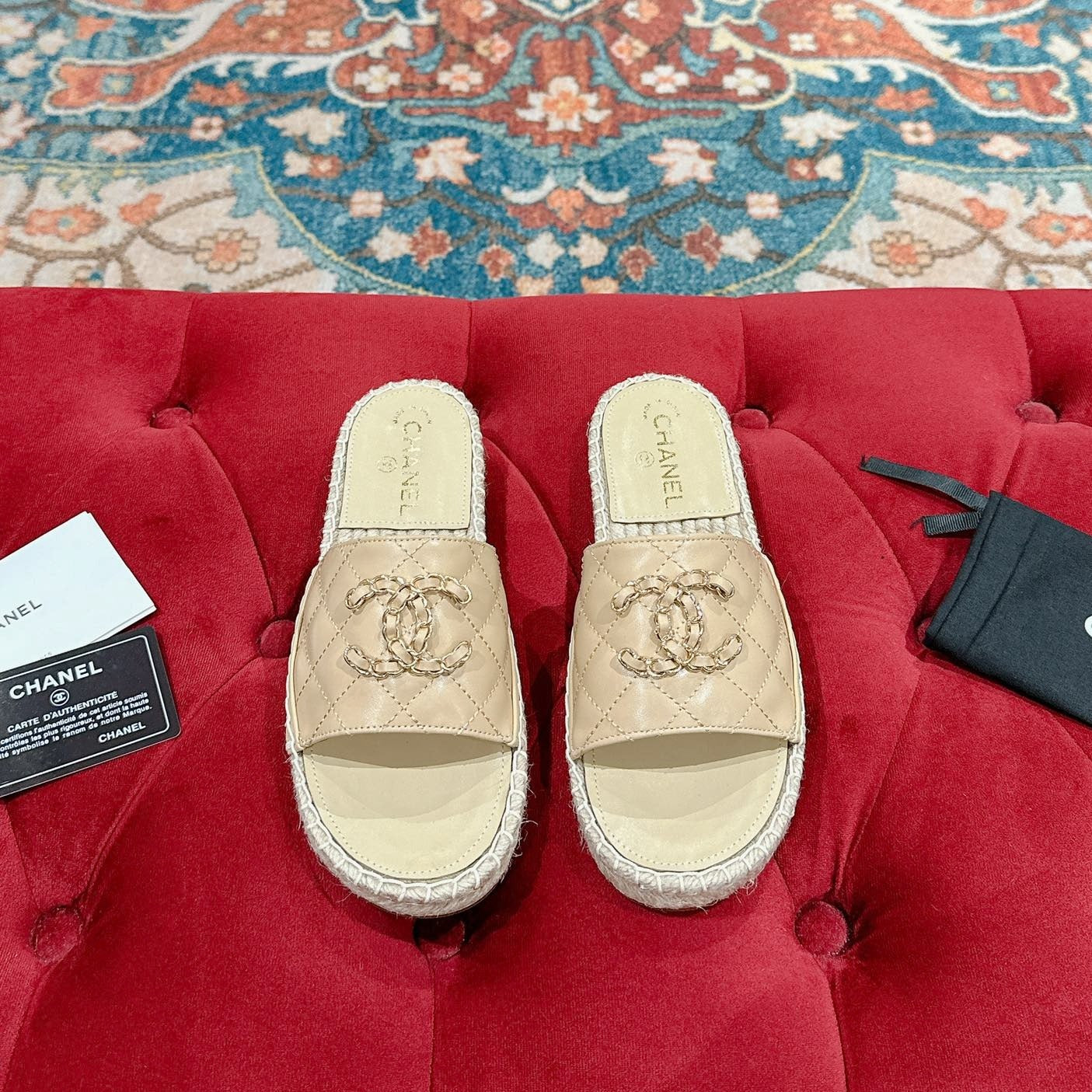 FLAT SLIPPERS IN BEIGE CREAM LAMBSKIN AND WOVEN WITH LOGO - 35