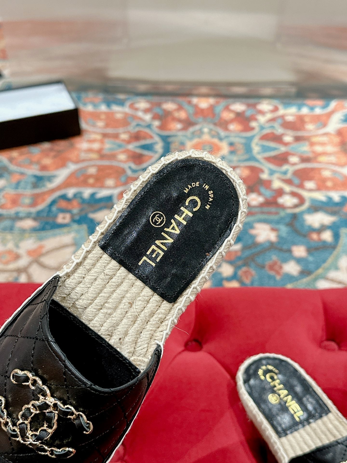 FLAT SLIPPERS IN BLACK LAMBSKIN AND WOVEN WITH LOGO - 35