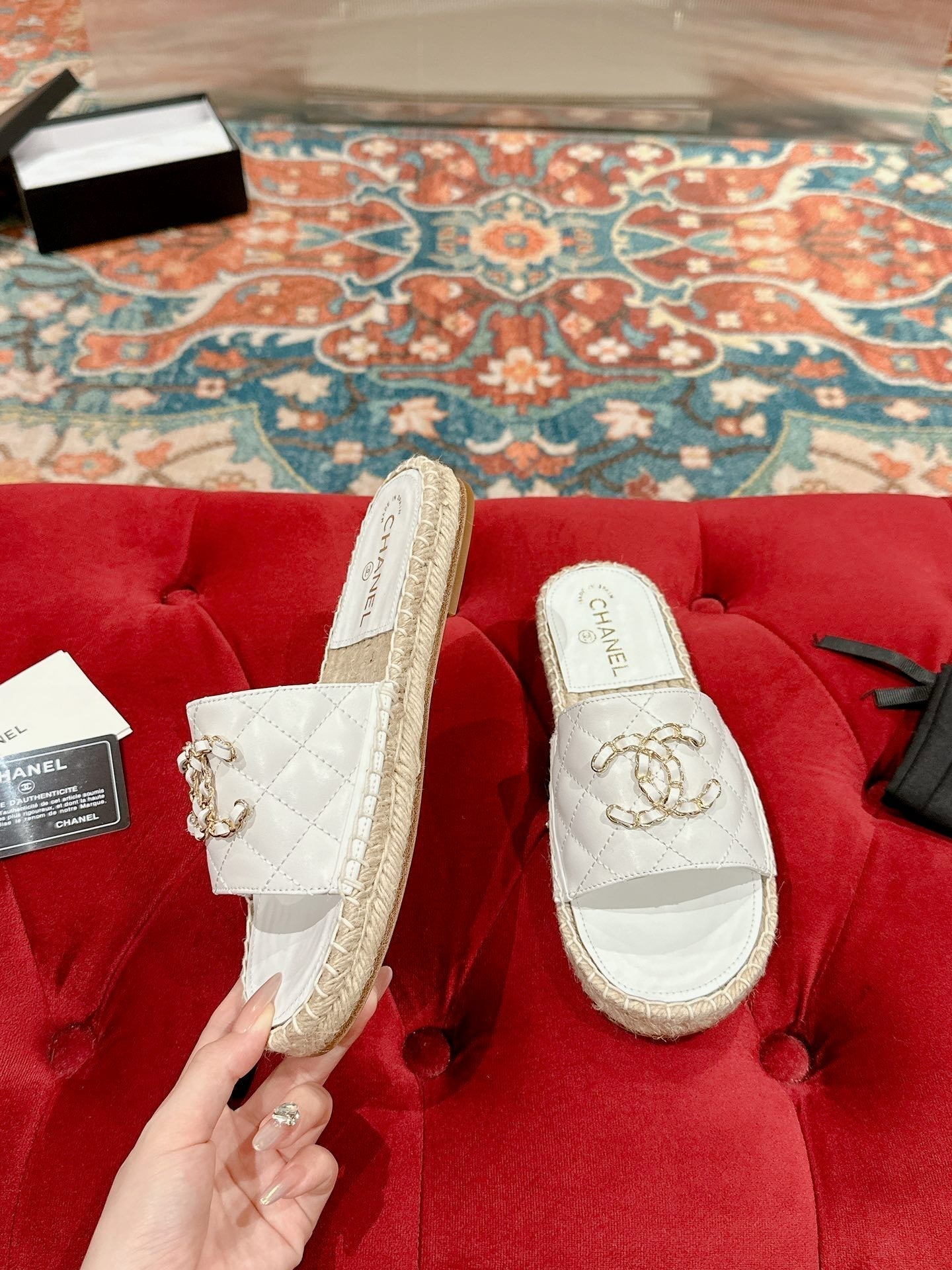FLAT SLIPPERS IN WHITE LAMBSKIN AND WOVEN WITH LOGO - 35