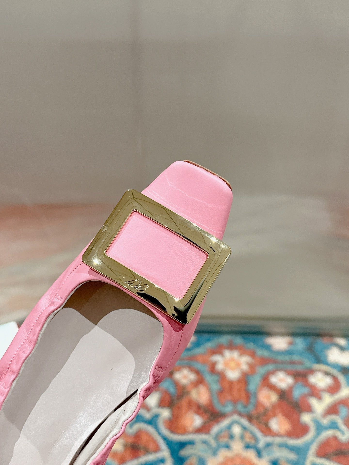 BELLE VIVIER BALLERINAS IN PINK SHINY LAMBSKIN GOLD PATENT SQUARE BUCKLE - 35