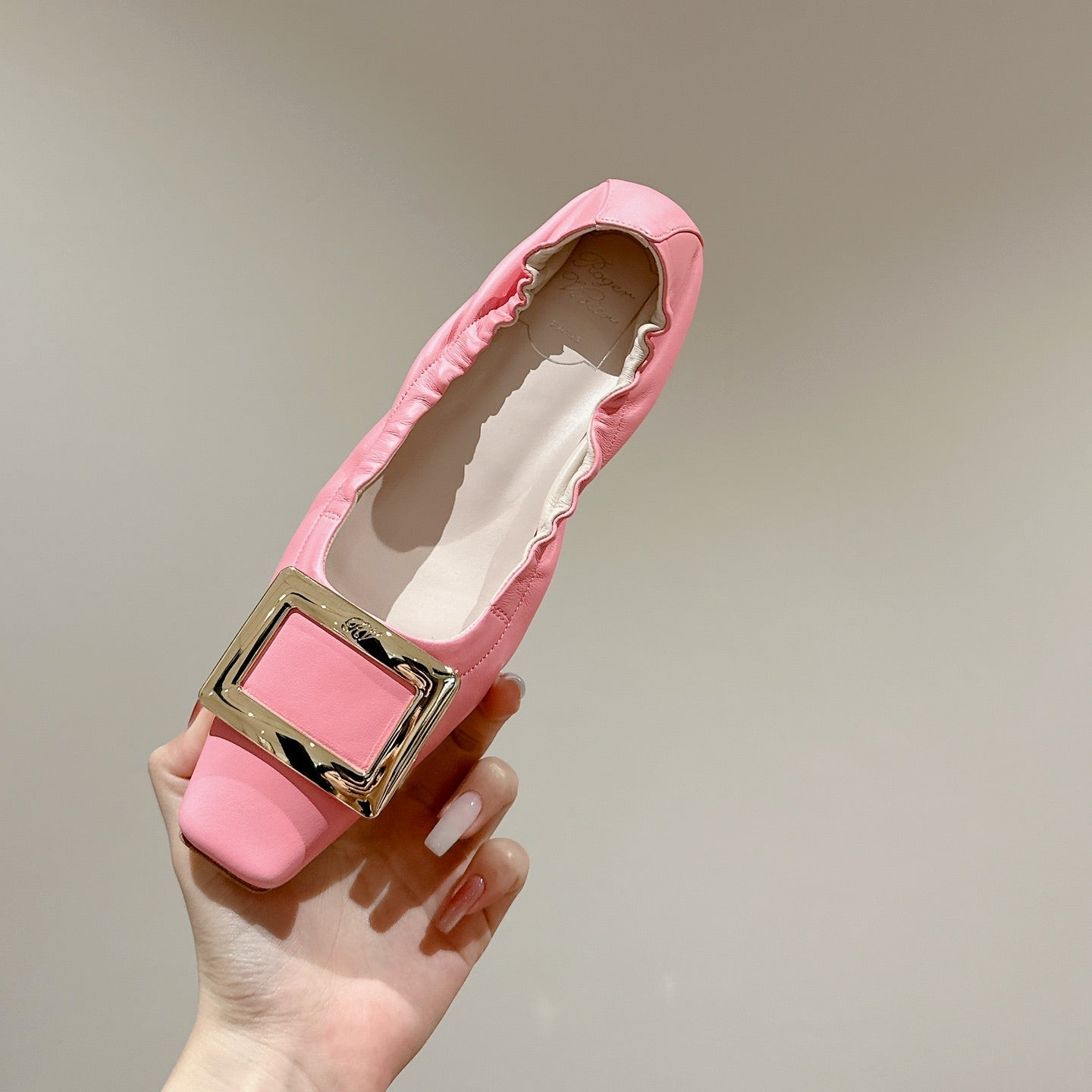 BELLE VIVIER BALLERINAS IN PINK SHINY LAMBSKIN GOLD PATENT SQUARE BUCKLE - 35
