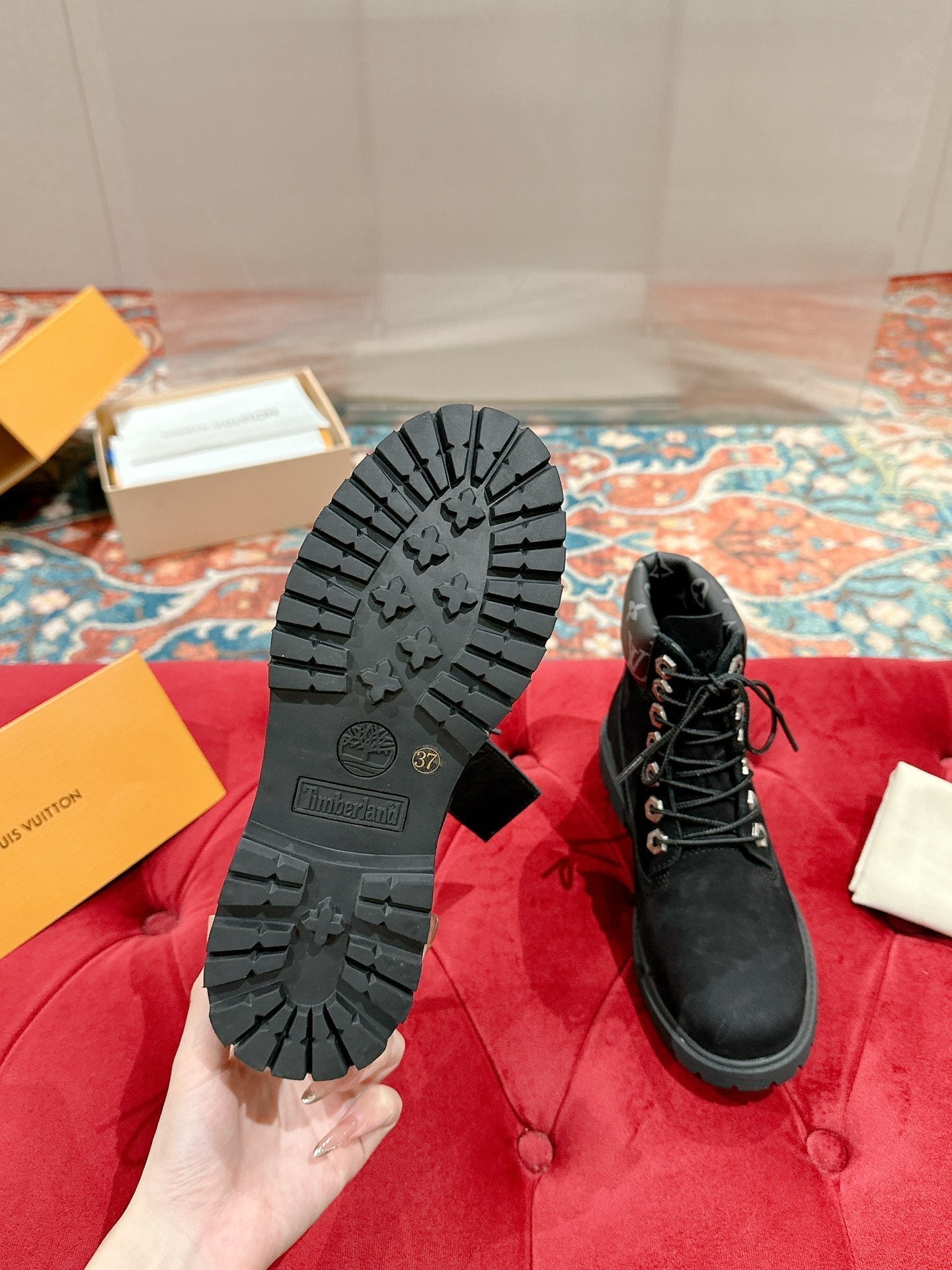 LV X TIMBERLAND ANKLE BOOT IN BLACK SUEDE - 35
