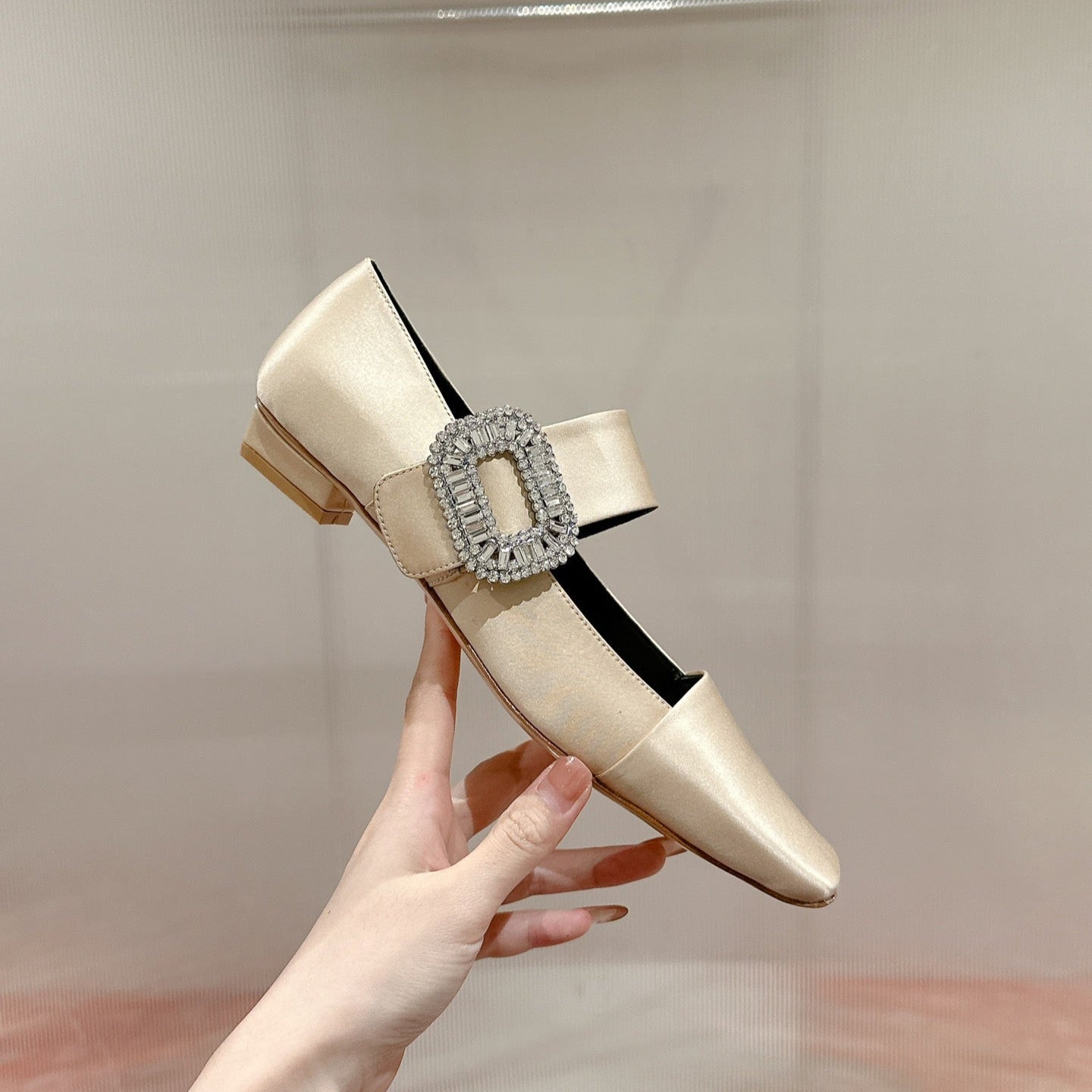 MARY JANES IN GOLD SATIN WITH CRYSTAL SQUARE BUCKLE - 35