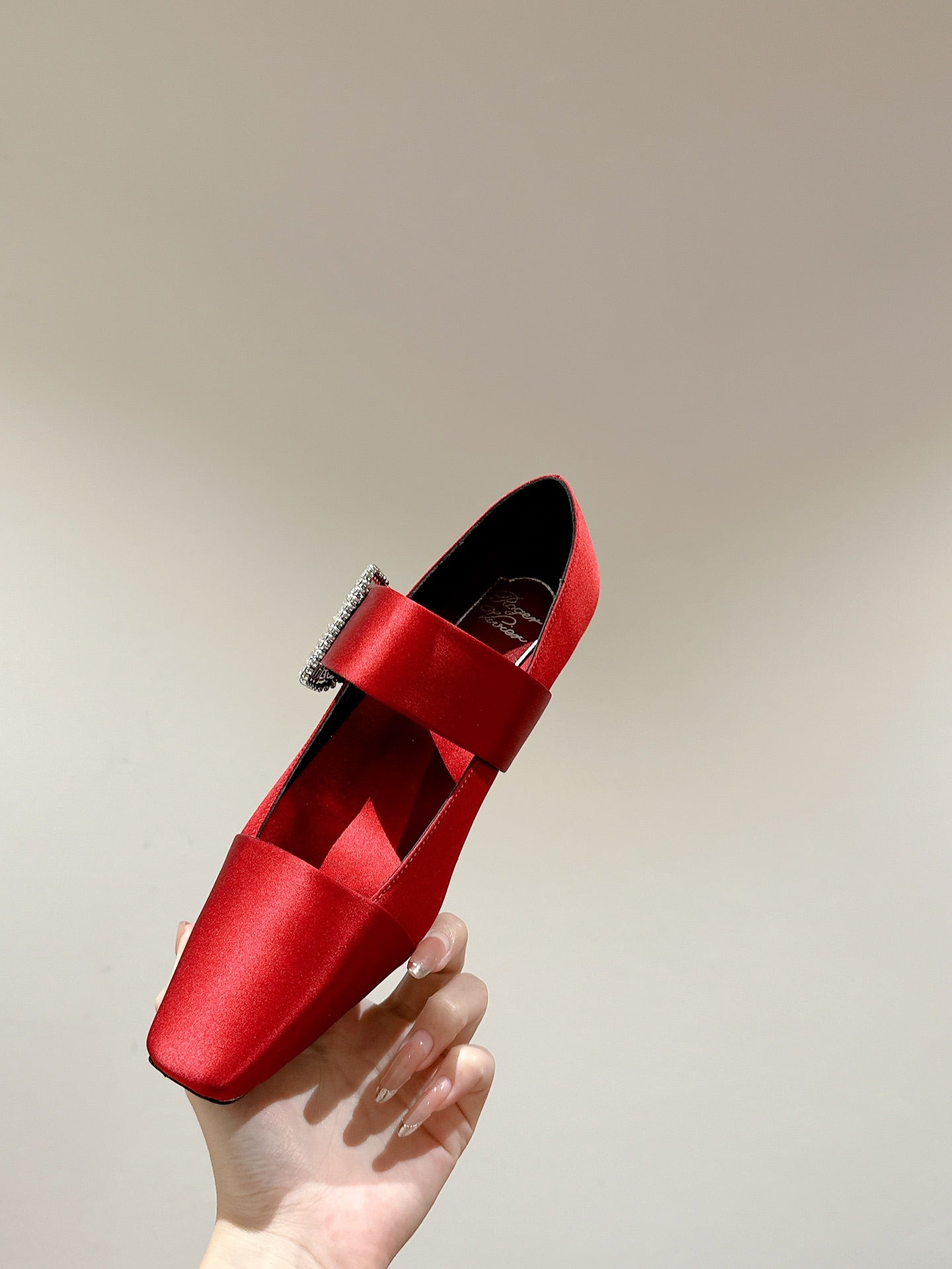 MARY JANES IN RED SATIN WITH CRYSTAL SQUARE BUCKLE - 35