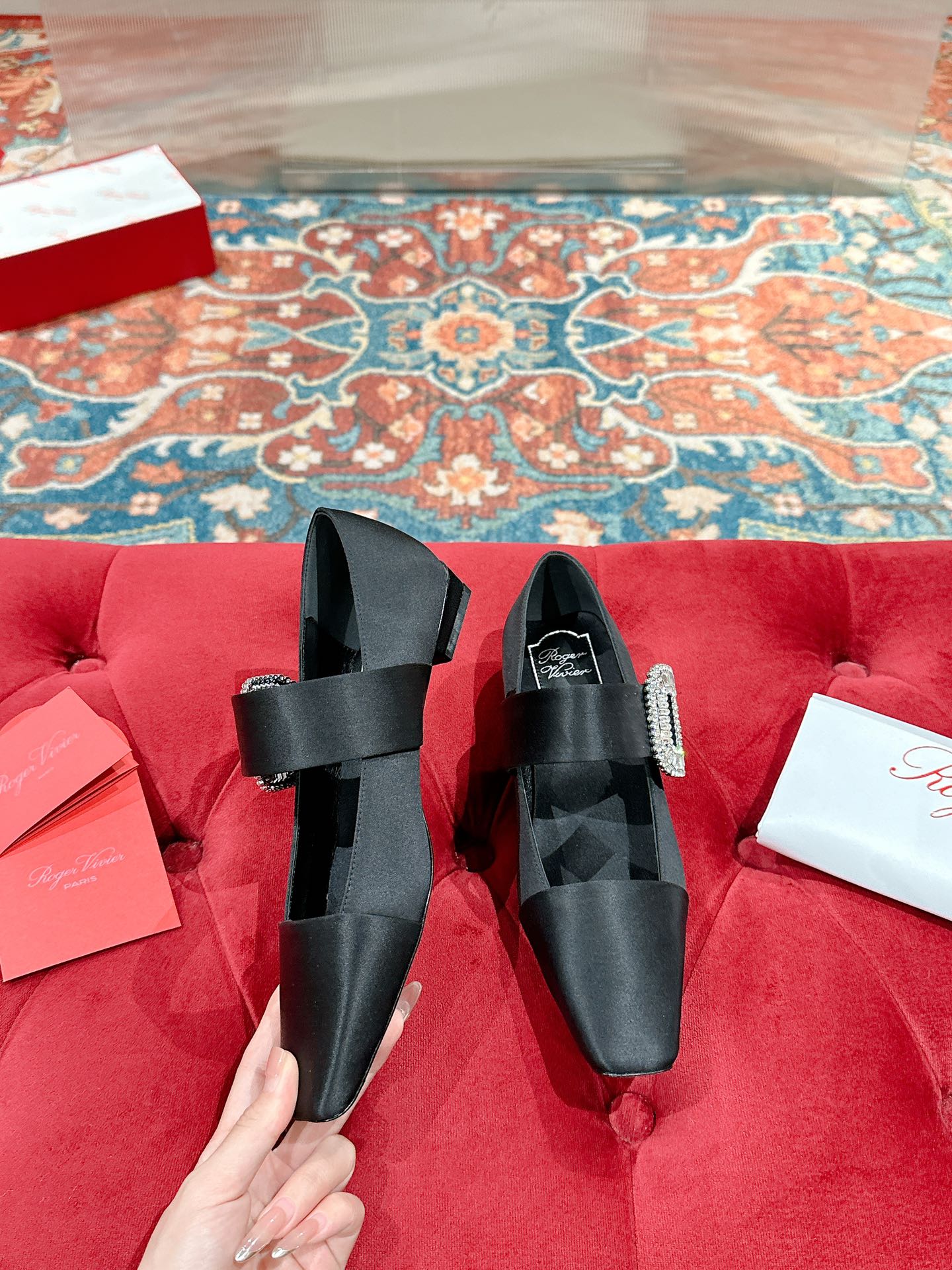 MARY JANES IN BLACK SATIN WITH CRYSTAL SQUARE BUCKLE - 35