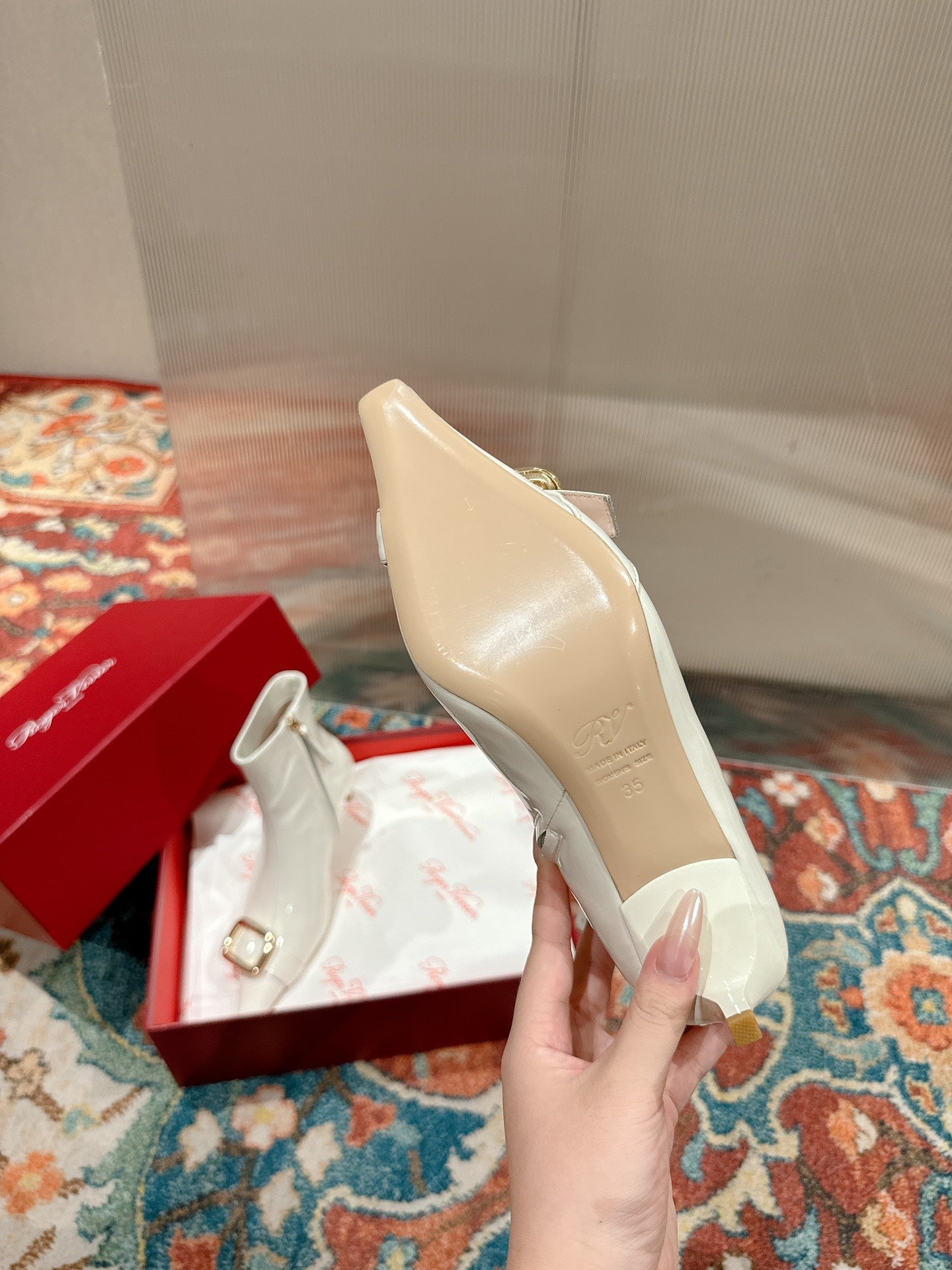 VIV CANARD ANKLE BOOTS IN WHITE GLOSSY CALFSKIN - 35