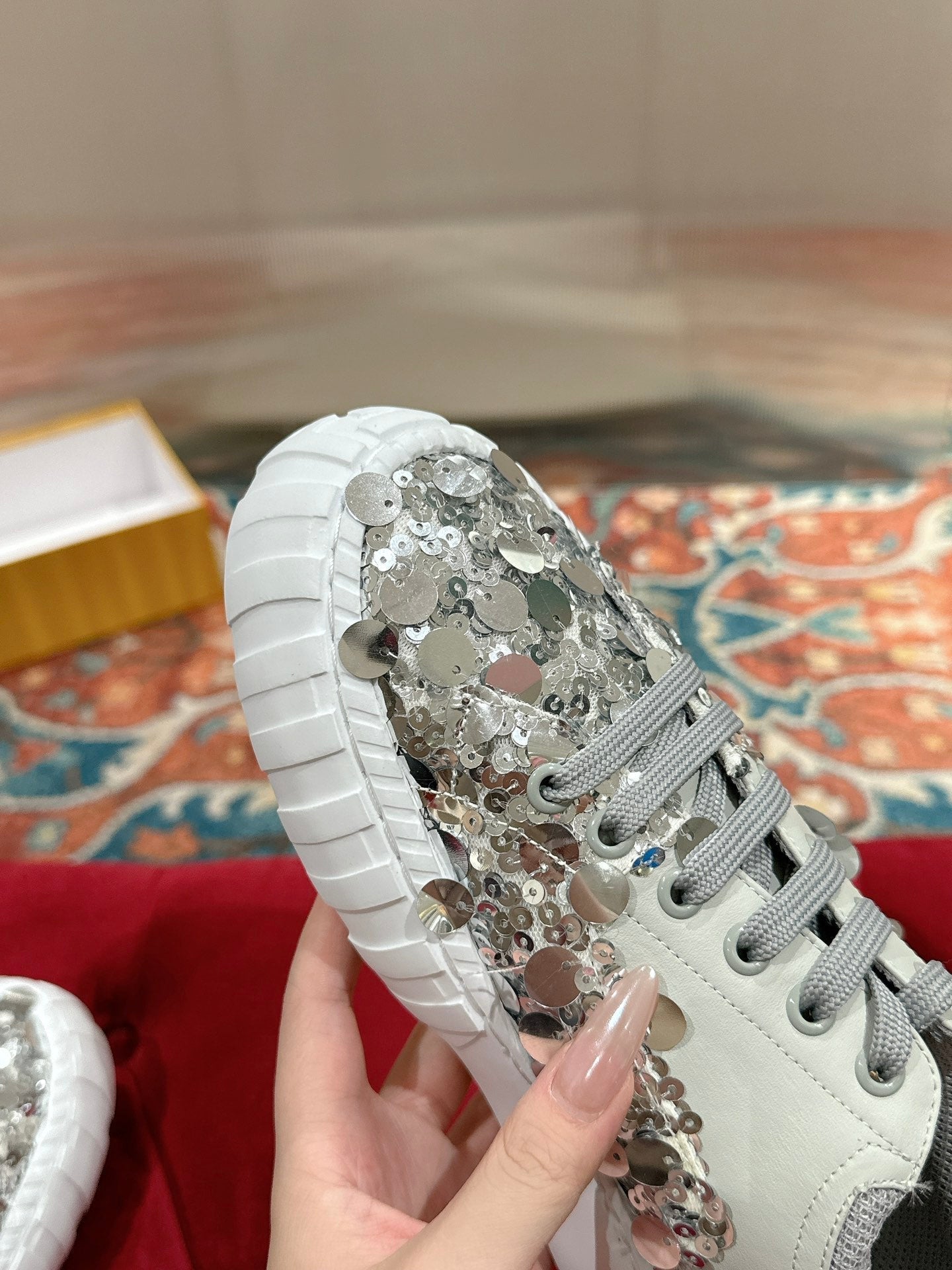 RUNWAY SEQUIN CASUAL SHOES IN PEARL GRAY CALFSKIN - 35