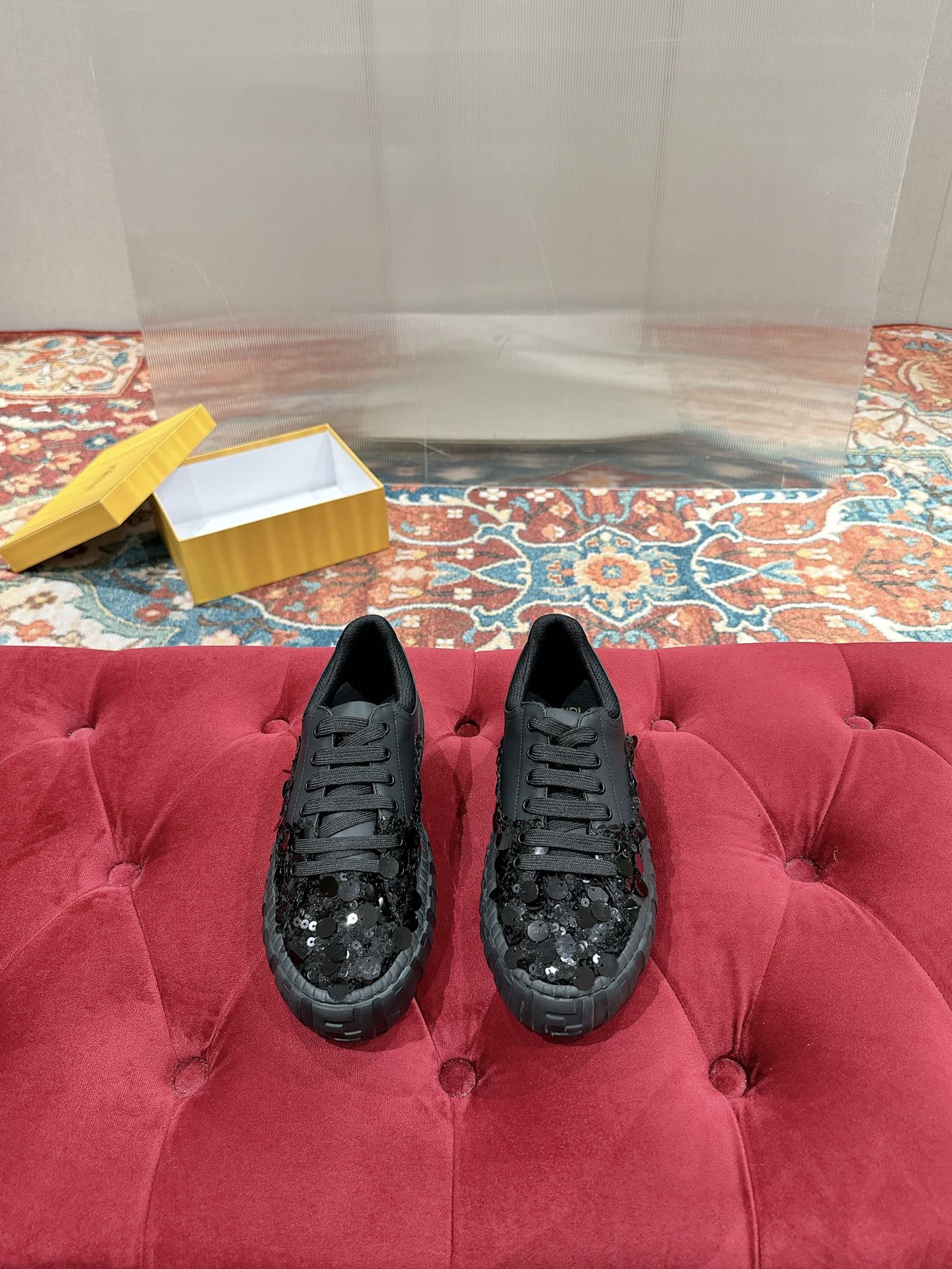 RUNWAY SEQUIN CASUAL SHOES IN BLACK CALFSKIN - 35