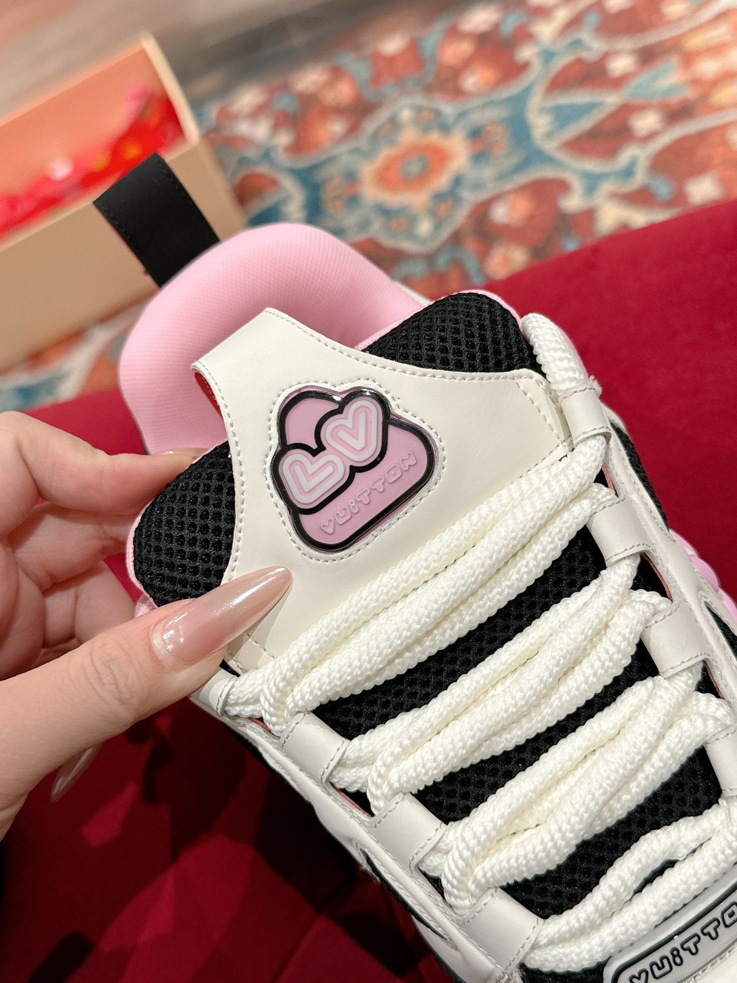 LV SKATE SNEAKER IN WHITE MIX BLACK AND LIGHT PINK CALFSKIN - 35