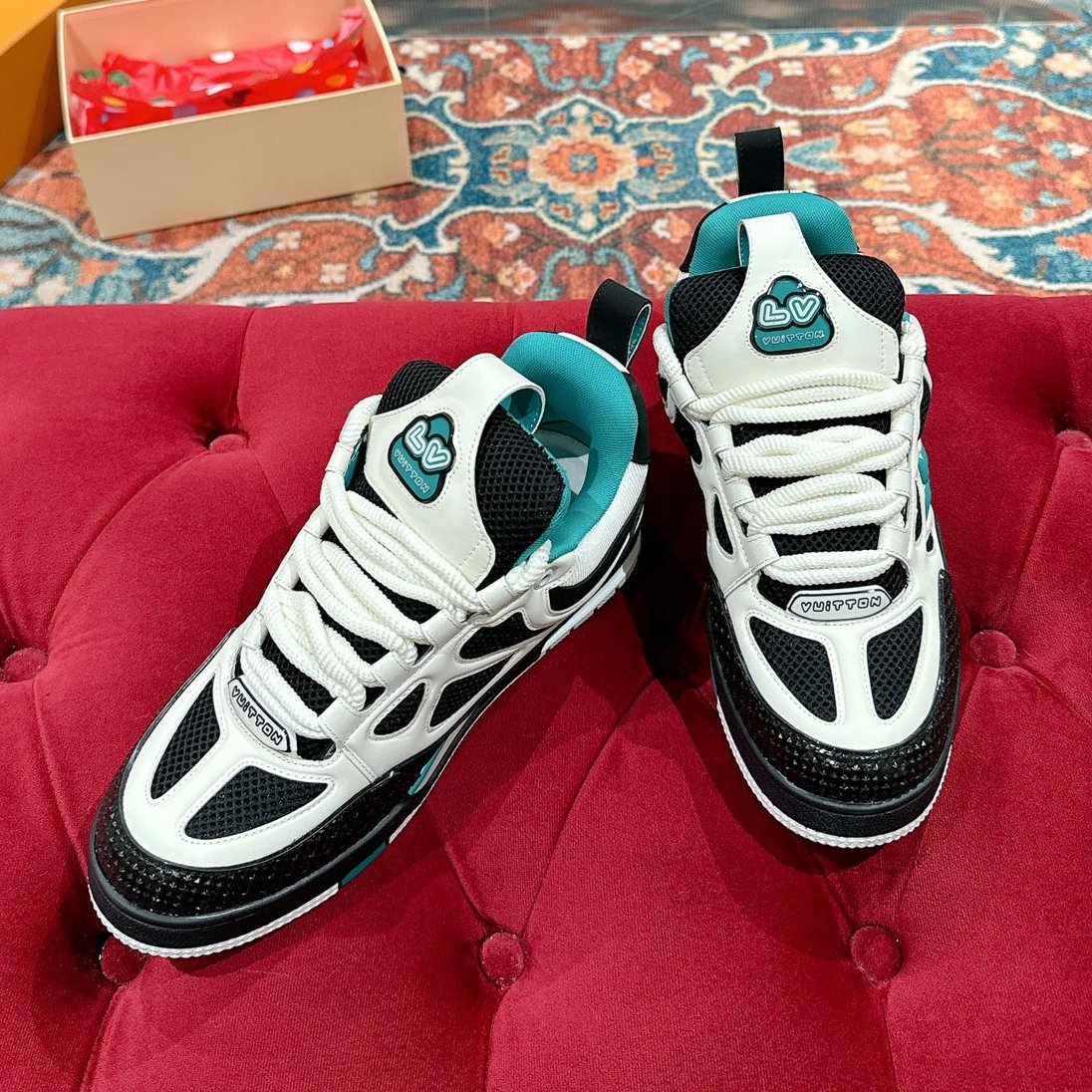 LV SKATE SNEAKER IN WHITE MIX BLACK AND PERSIAN GREEN CALFSKIN - 35