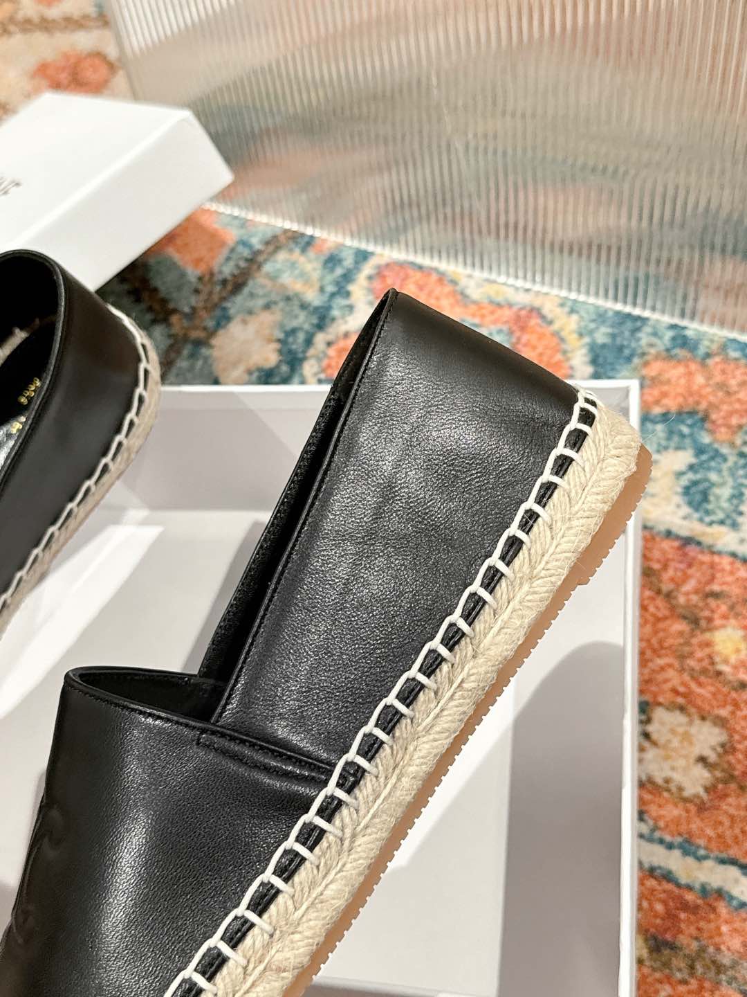 ESPADRILLES BLACK SHINY CALFSKIN EMBOSSED LOGO - 35