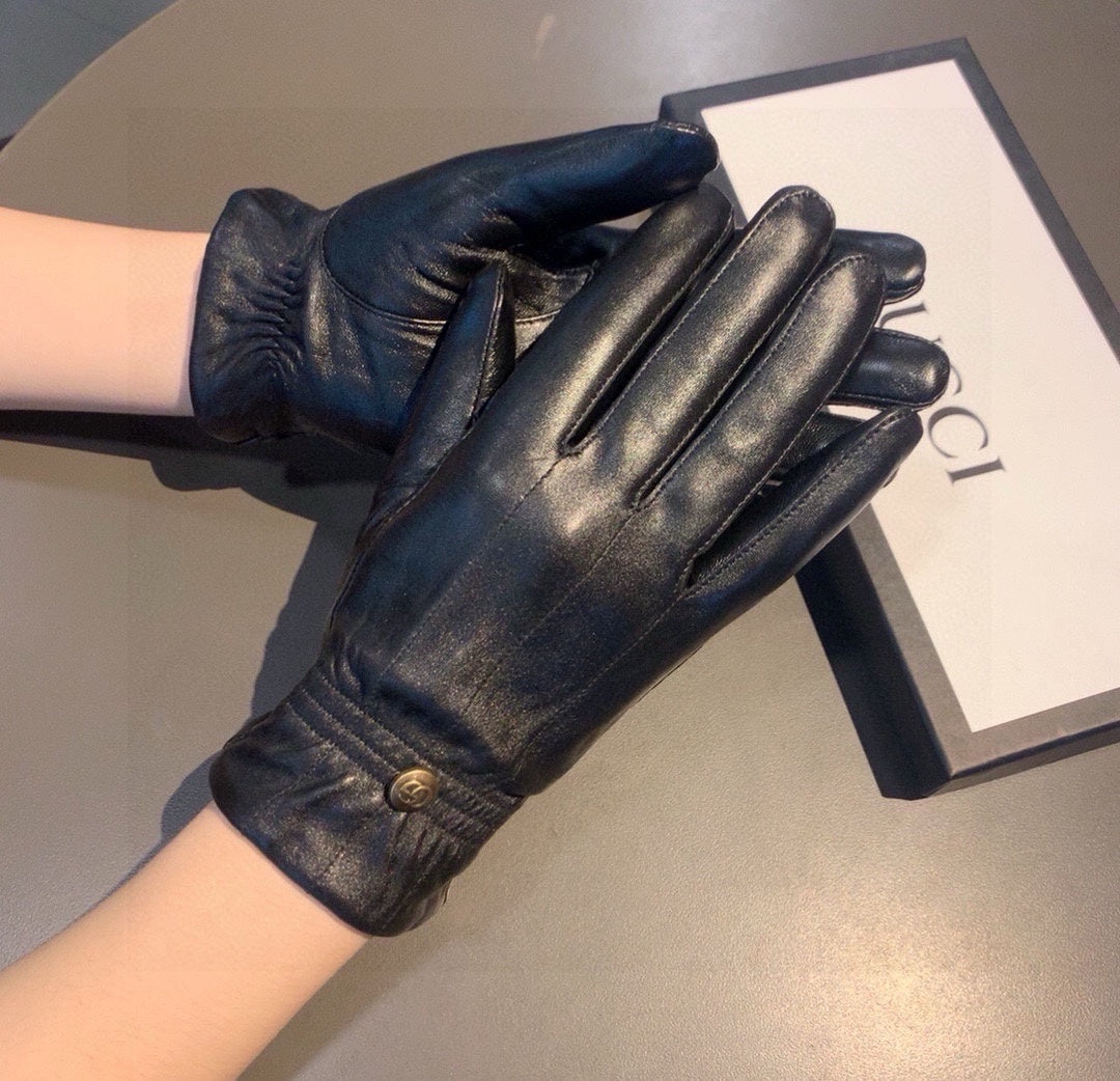 TOUCHSCREEN GLOVES WITH DOUBLE CORD TIGHTENING IN BLACK LAMBSKIN 440488 - M