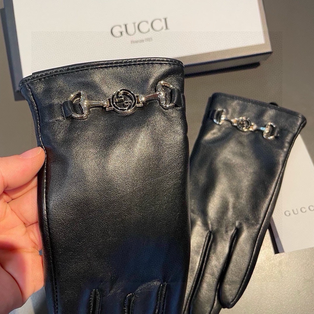 TOUCHSCREEN GLOVES IN BLACK LAMBSKIN AND CASHMERE LINING 462259 - M