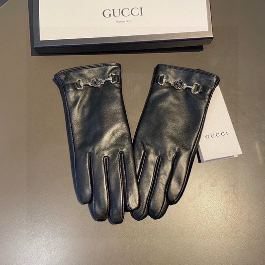 TOUCHSCREEN GLOVES IN BLACK LAMBSKIN AND CASHMERE LINING 462259 - M