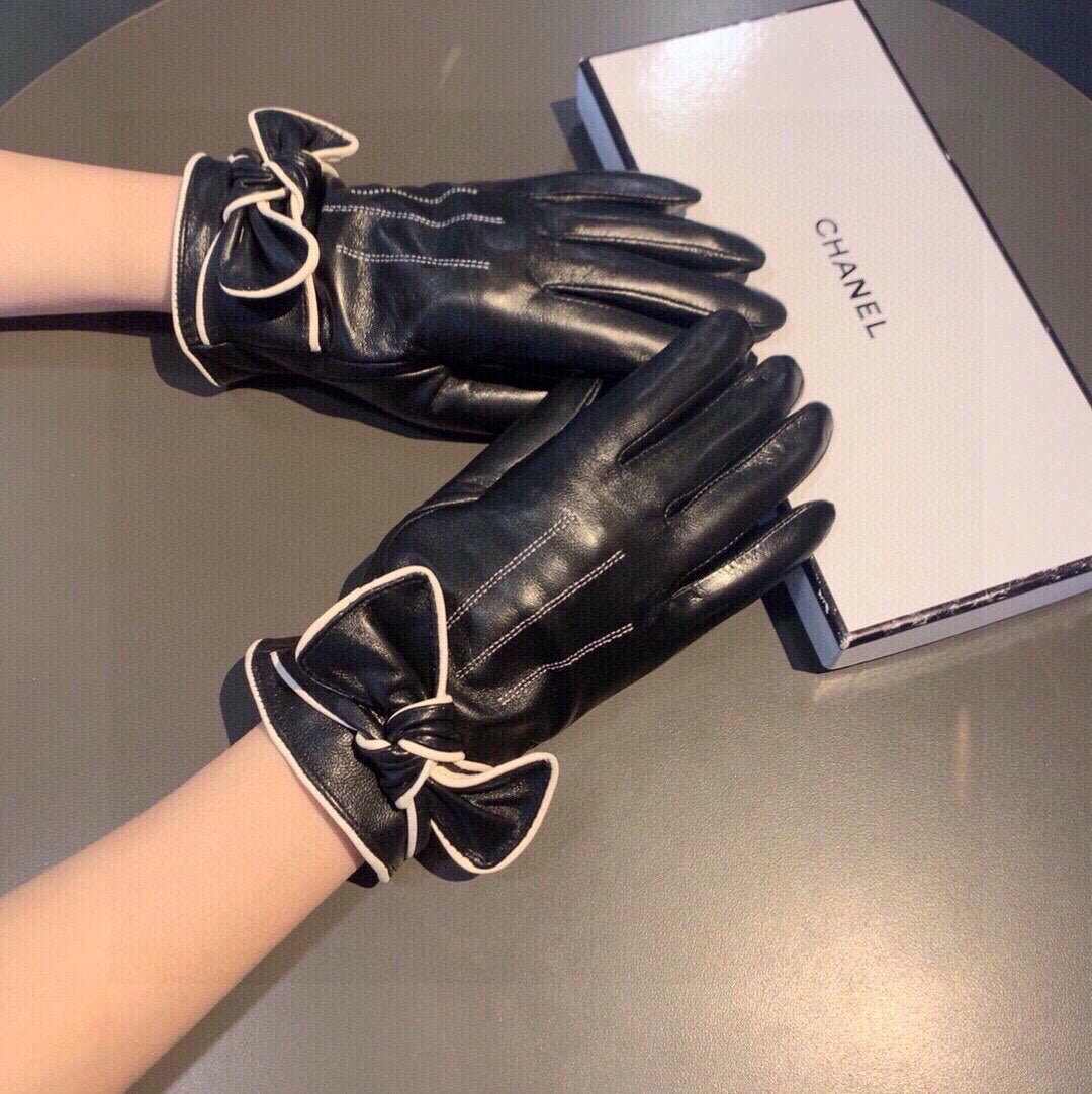 GLOVES IN BLACK LAMBSKIN 462262 - M