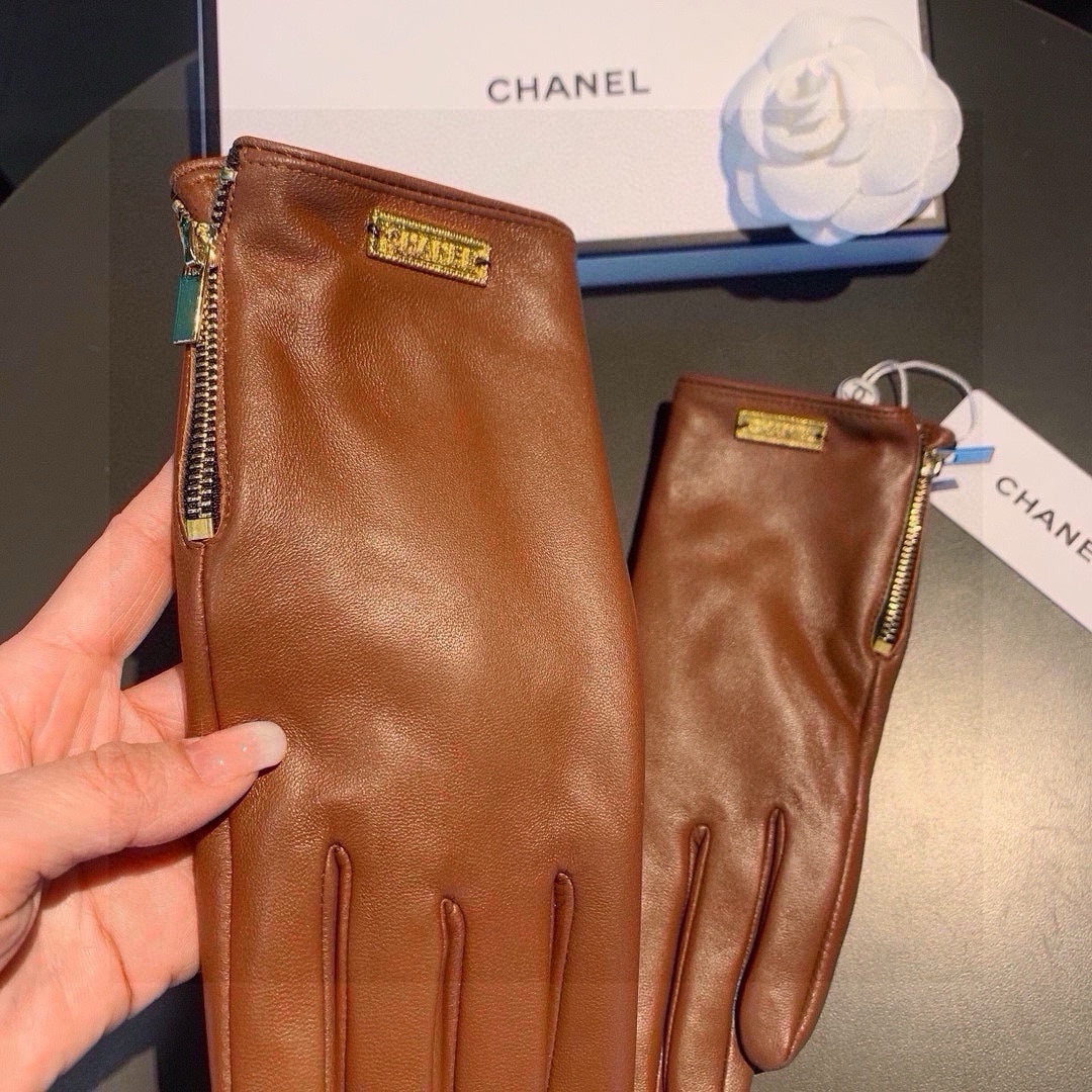 TOUCHSCREEN GLOVES IN BRONZE BROWN LAMBSKIN WITH GOLD LOGO 462270 - M