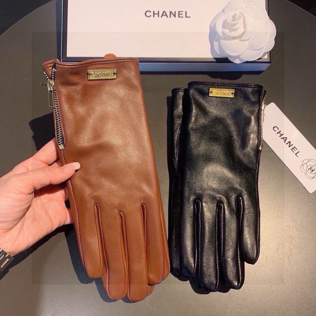 TOUCHSCREEN GLOVES IN BRONZE BROWN LAMBSKIN WITH GOLD LOGO 462270 - M