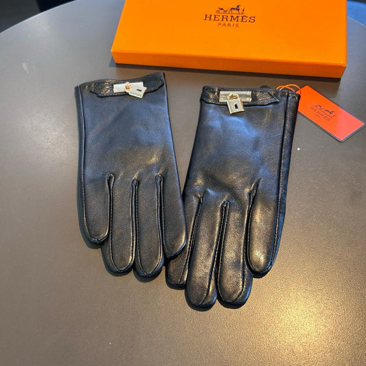 GLOVES WITH LOCK HARDWARE IN BLACK LAMBSKIN 463858 - M