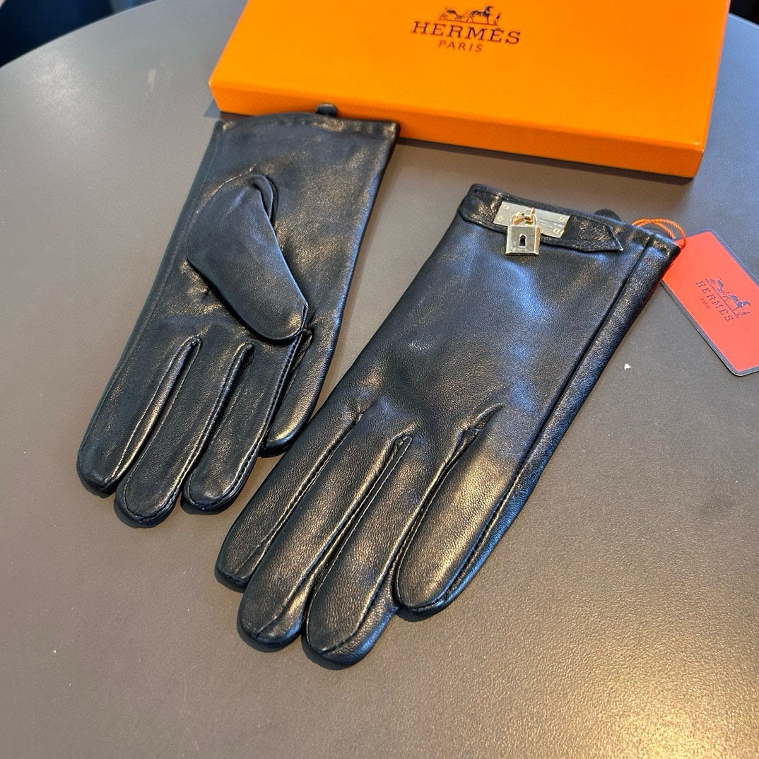 GLOVES WITH LOCK HARDWARE IN BLACK LAMBSKIN 463858 - M