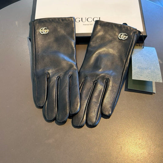 TOUCHSCREEN GLOVES IN BLACK LAMBSKIN AND SHEARLING LINING 463863 - M