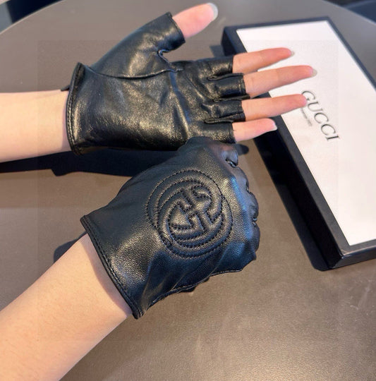 FINGERLESS GLOVES IN BLACK LAMBSKIN AND CASHMERE LINING 465790 - M