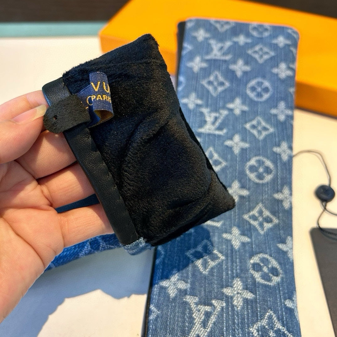FINGERLESS LONG GLOVES IN AZURE BLUE MONOGRAM DENIM AND BLACK LAMBSKIN - M