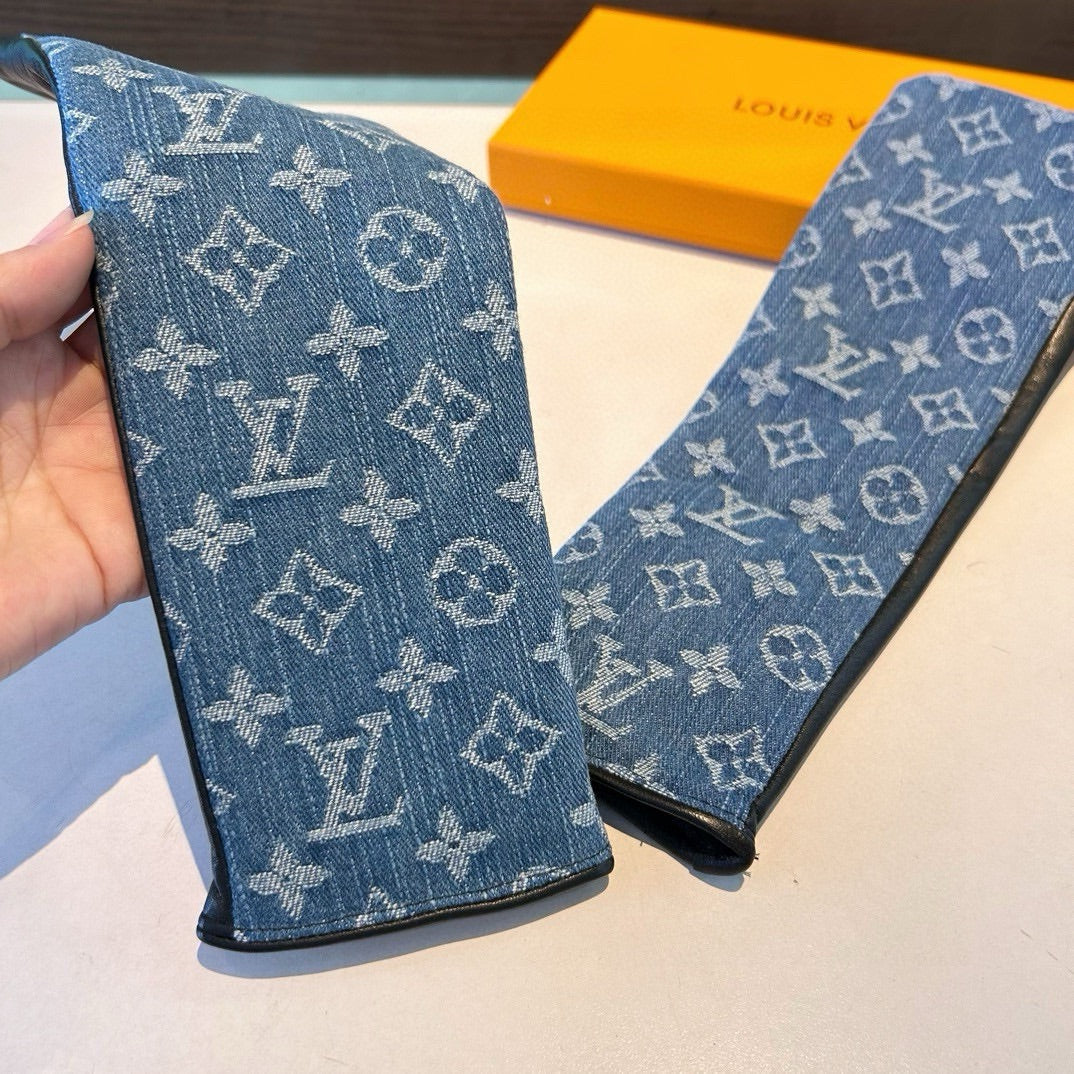 FINGERLESS LONG GLOVES IN AZURE BLUE MONOGRAM DENIM AND BLACK LAMBSKIN - M