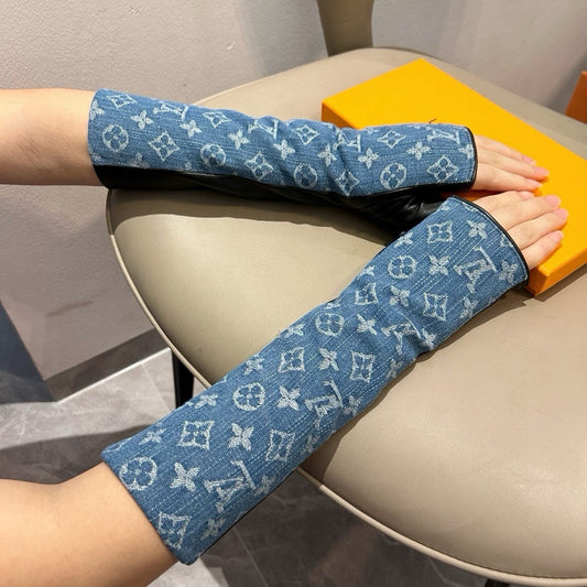 FINGERLESS LONG GLOVES IN AZURE BLUE MONOGRAM DENIM AND BLACK LAMBSKIN - M