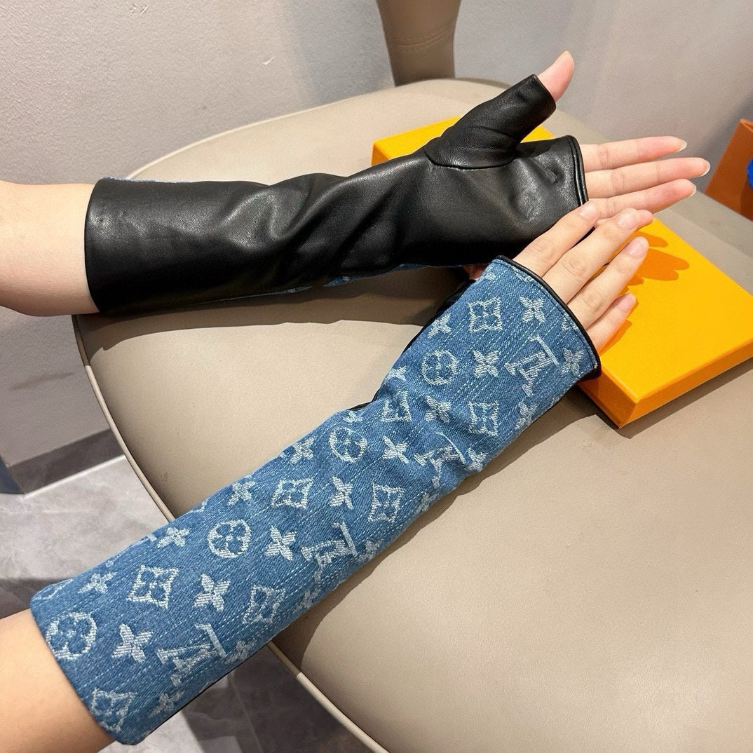 FINGERLESS LONG GLOVES IN AZURE BLUE MONOGRAM DENIM AND BLACK LAMBSKIN - M