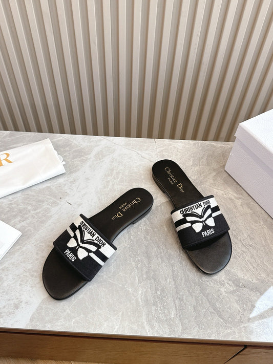 DIOR FLAT SLIDES 25S IN BLACK CALFSKIN AND FABRIC BRAND NAME EMBROIDERY - 35