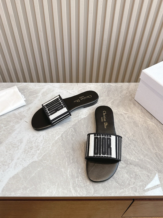 DIOR FLAT SLIDES 25S IN BLACK CALFSKIN AND FABRIC BRAND NAME EMBROIDERY - 35
