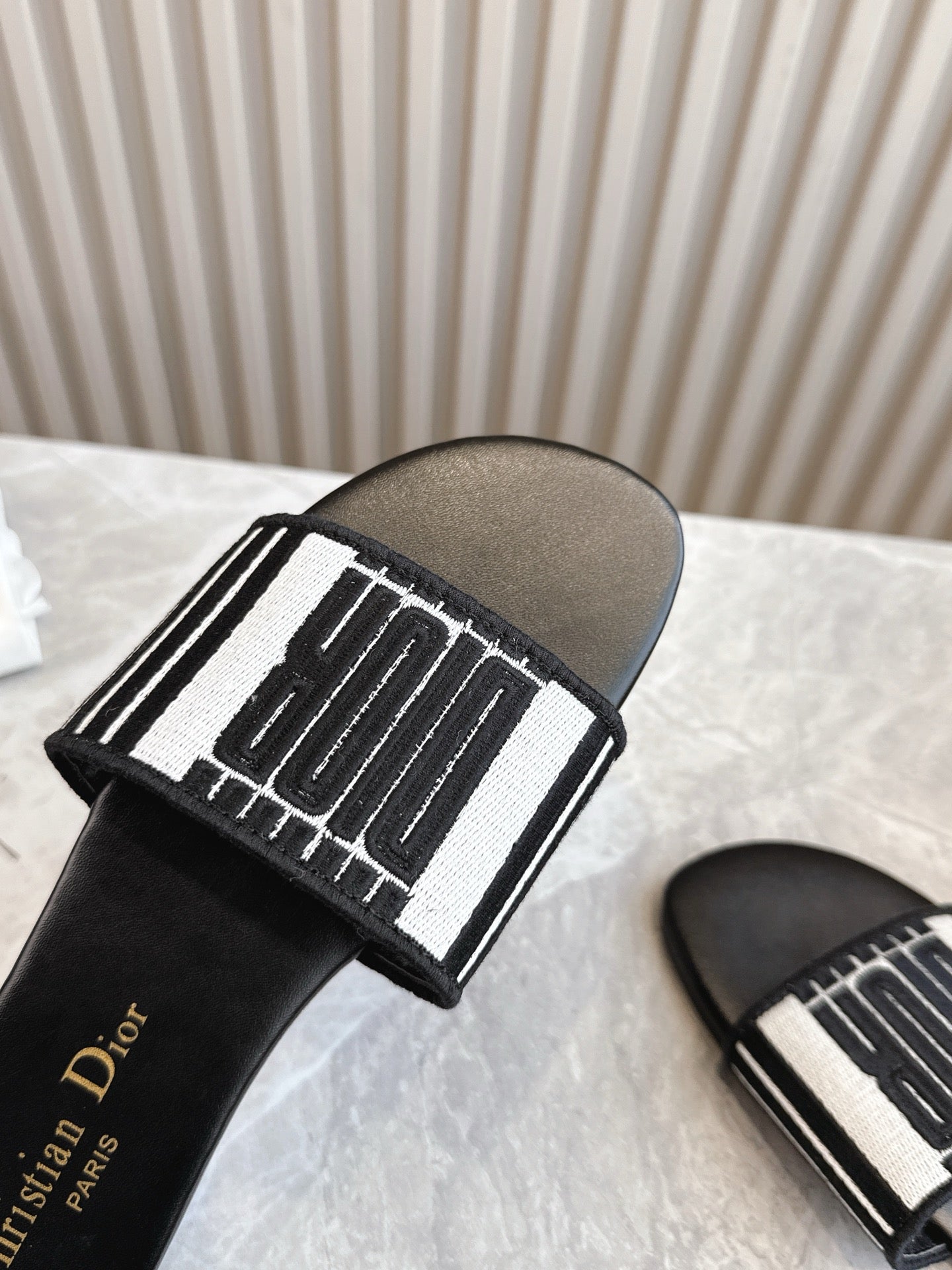 DIOR FLAT SLIDES 25S IN BLACK CALFSKIN AND FABRIC BRAND NAME EMBROIDERY - 35
