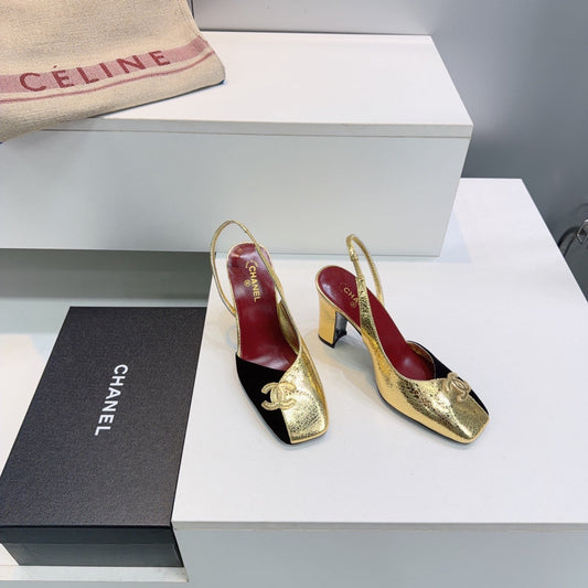 CHANEL 26S СЛІНГБЕКИ 100 ММ ІЗ ЗОЛОТОЇ ШКІРИ ЯГНЯТИ ТА ЧОРНОЇ ЗАМШІ