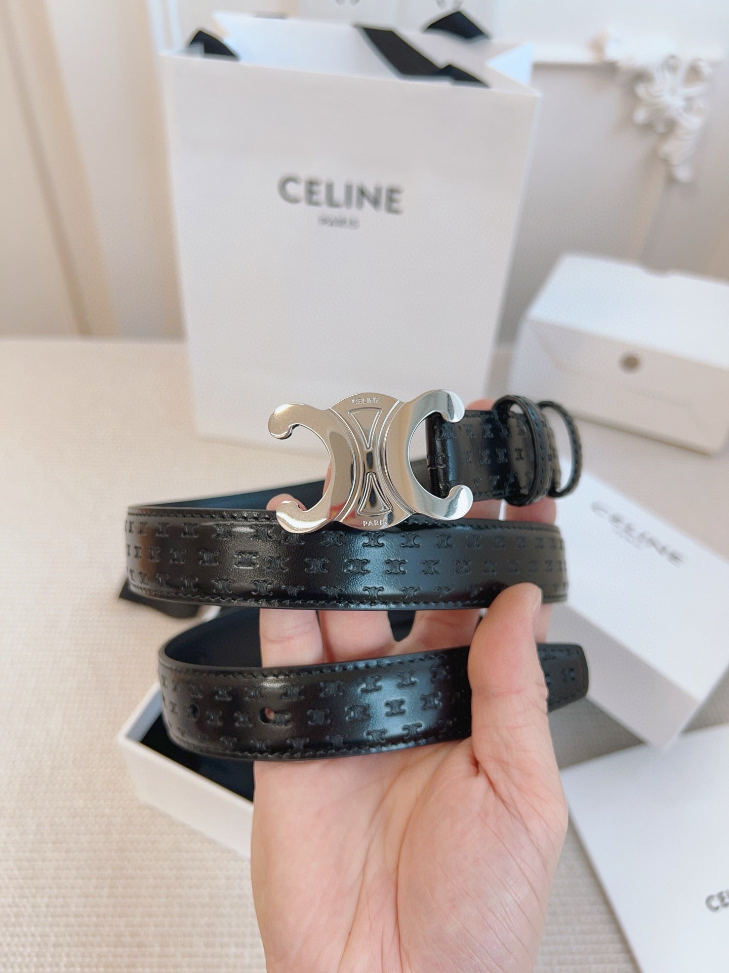 CELINE 25S BELT TRIOMPHE 25MM IN BLACK CALFSKIN DEBOSSED LOGO 563329 - 26 - 28