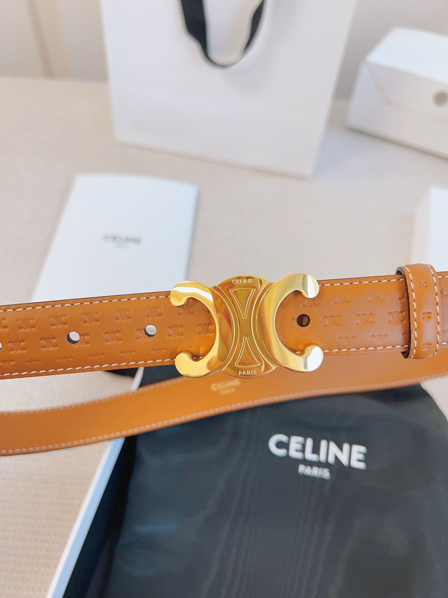 CELINE 25S BELT TRIOMPHE 25MM IN LIGHT BROWN CALFSKIN DEBOSSED LOGO 563331 - 26 - 28
