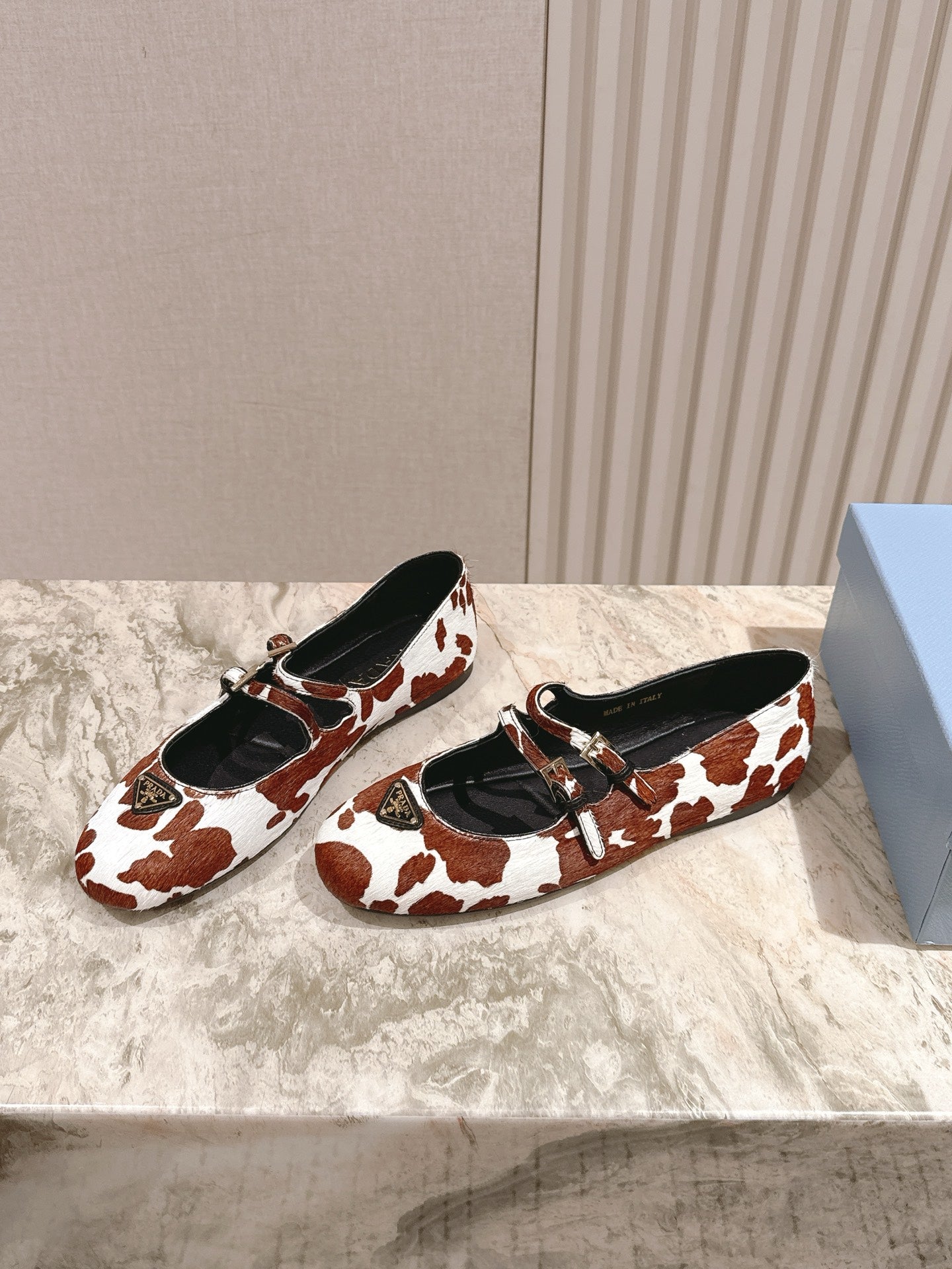 PRADA 25S CRYSTAL EMBELLISHED BALLERINA IN WHITE AND DARK BROWN FUR - 35