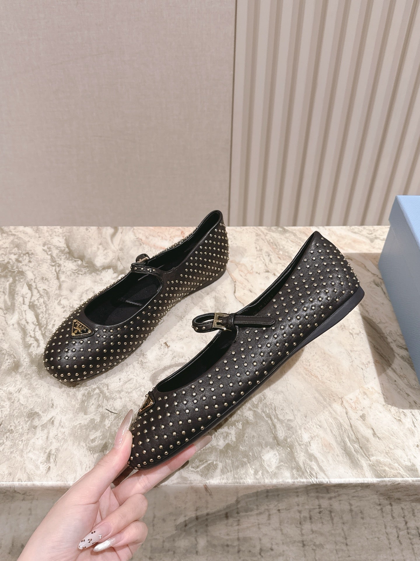 PRADA 25S STUD EMBELLISHED BALLERINA IN BLACK CALFSKIN - 35