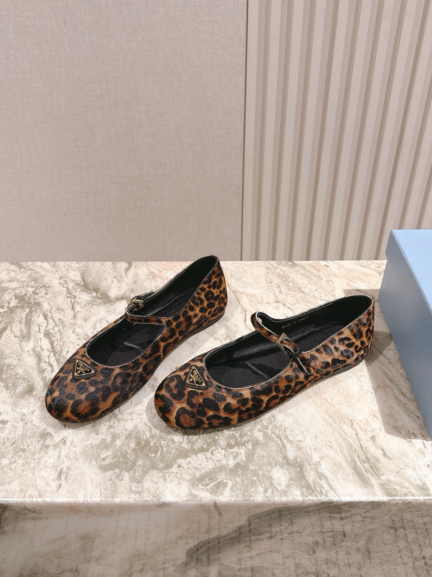 PRADA BALLERINA FLATS IN LEOPARD PRINT LAMBSKIN - 35