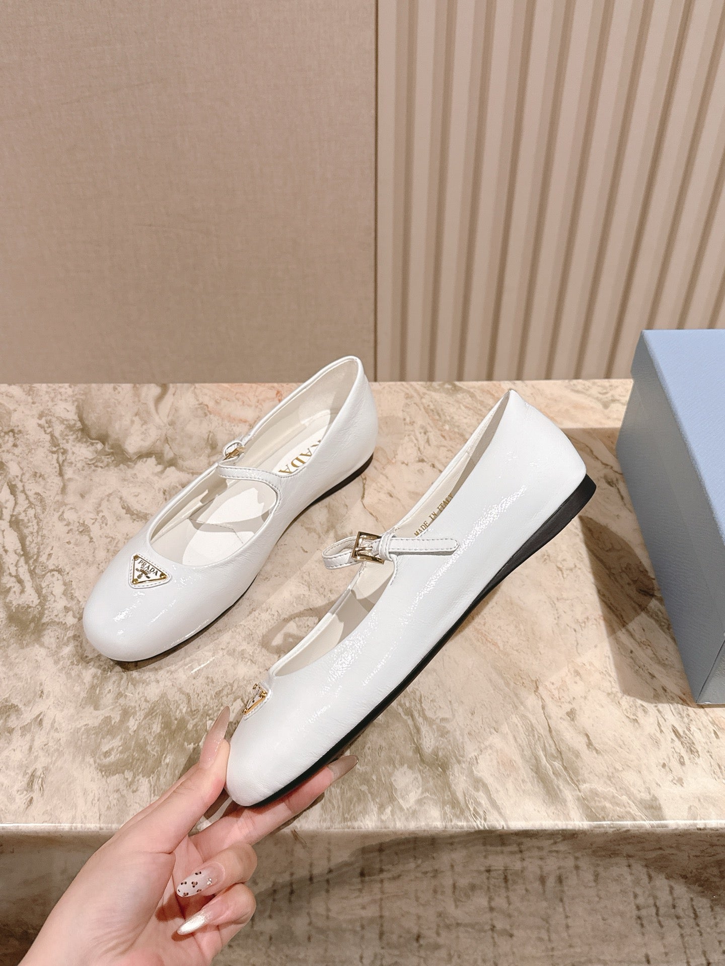 PRADA 25S BALLERINAS IN WHITE CALFSKIN GLOSSY - 35