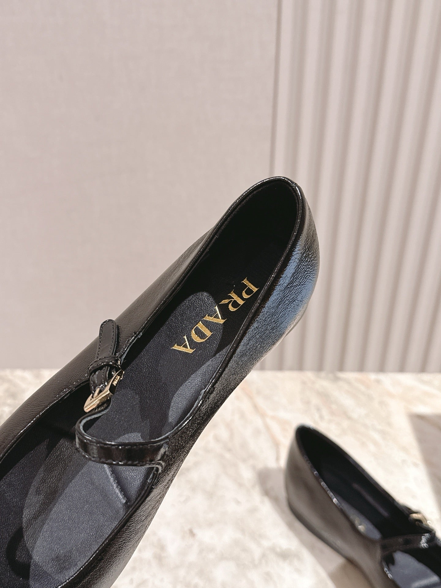 PRADA 25S BALLERINAS IN BLACK CALFSKIN GLOSSY - 35