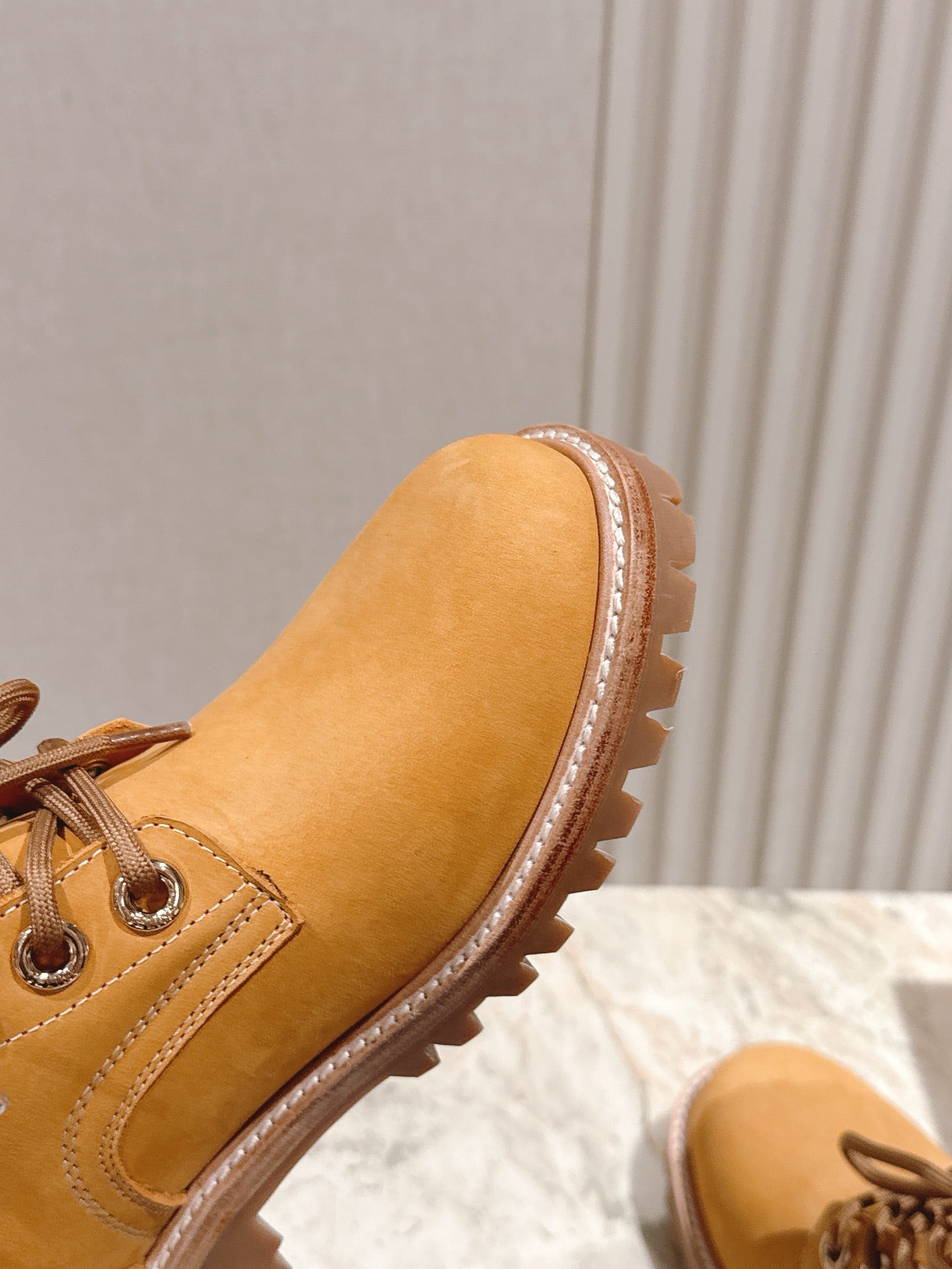 CELINE 25S MARTIN BOOTS IN MEDIUM ORANGE CALFSKIN - 35