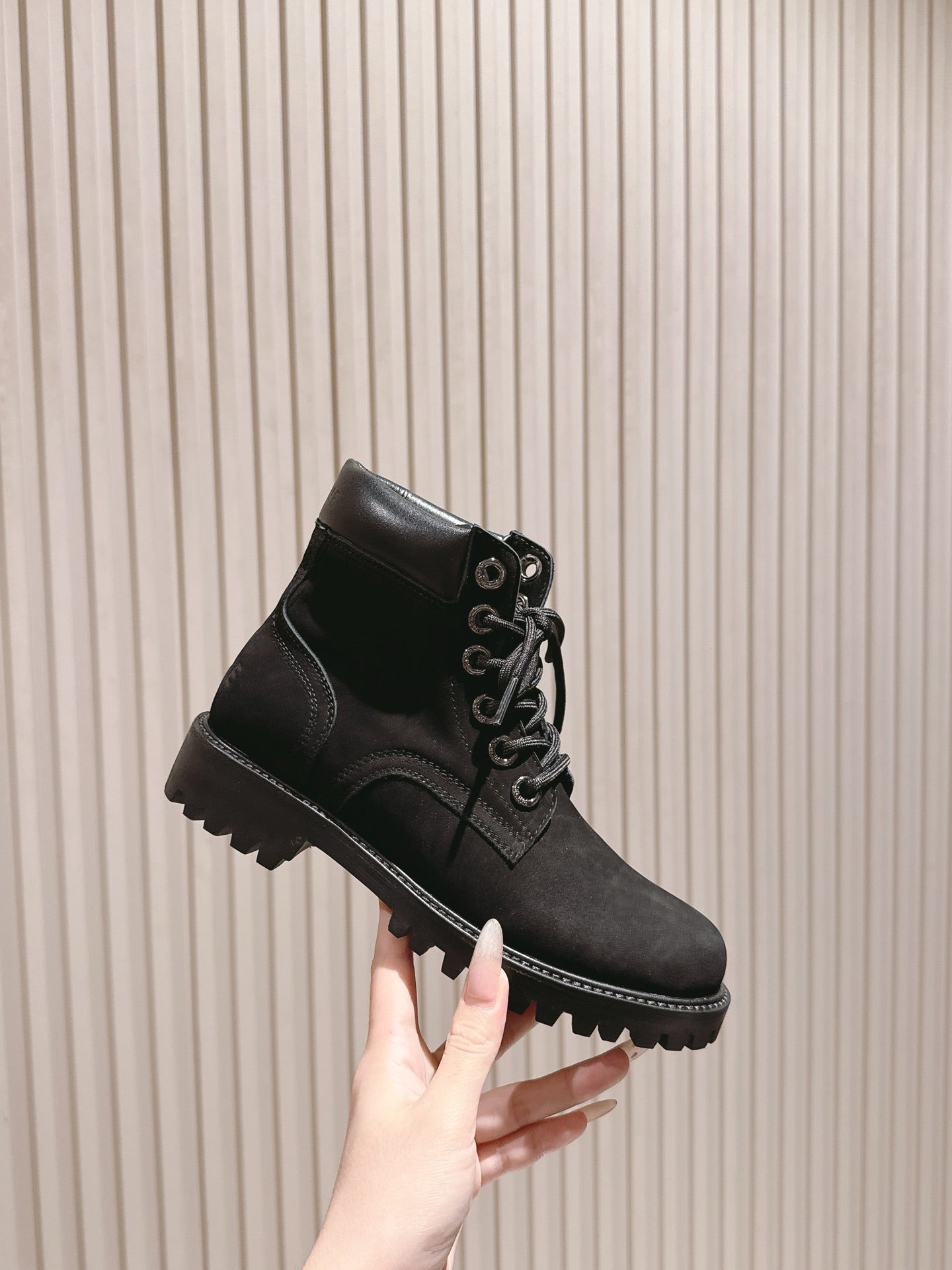 CELINE 25S MARTIN BOOTS IN BLACK CALFSKIN - 35