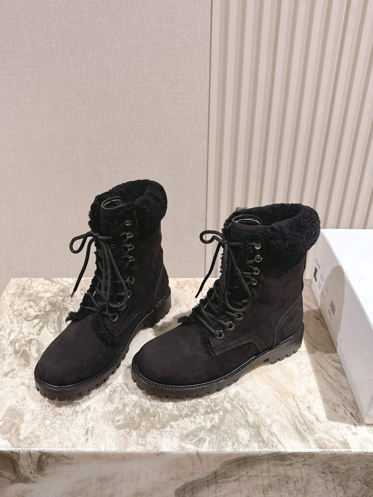 CELINE 25S KURT LACE UP MID BOOT IN BLACK FULL SUEDE AND SHEARLING - 35