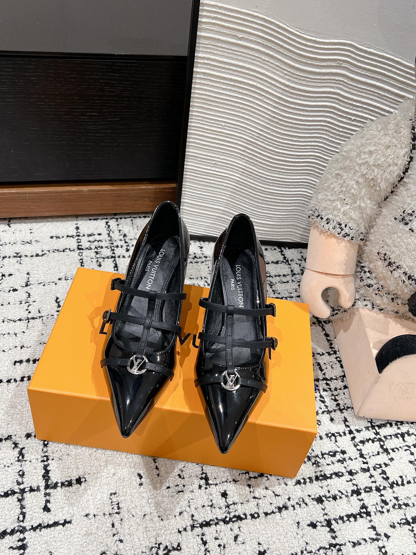 HIGH HEEL 4 CM PUMP IN BLACK CALFSKIN - 35