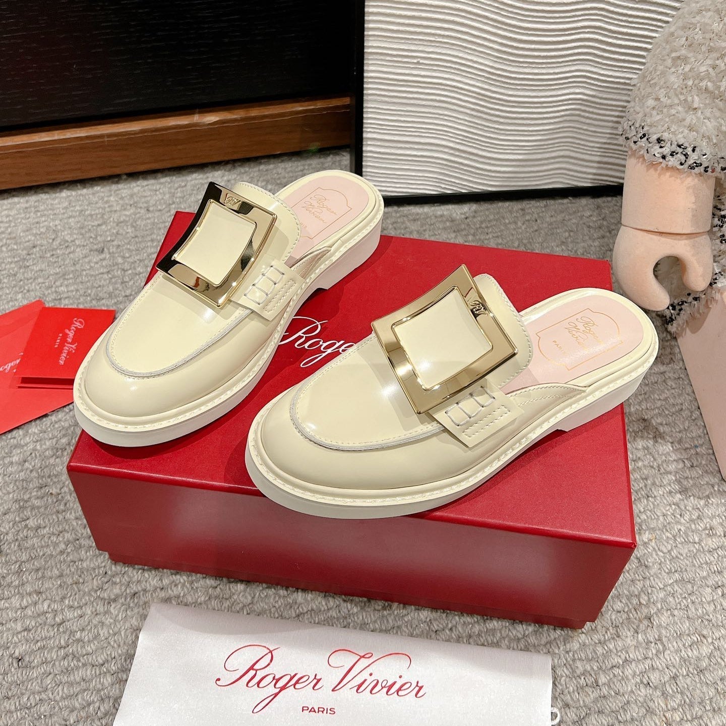VIV' RANGERS MULES IN CREAM SHINY CALFSKIN GOLD BUCKLE - 35