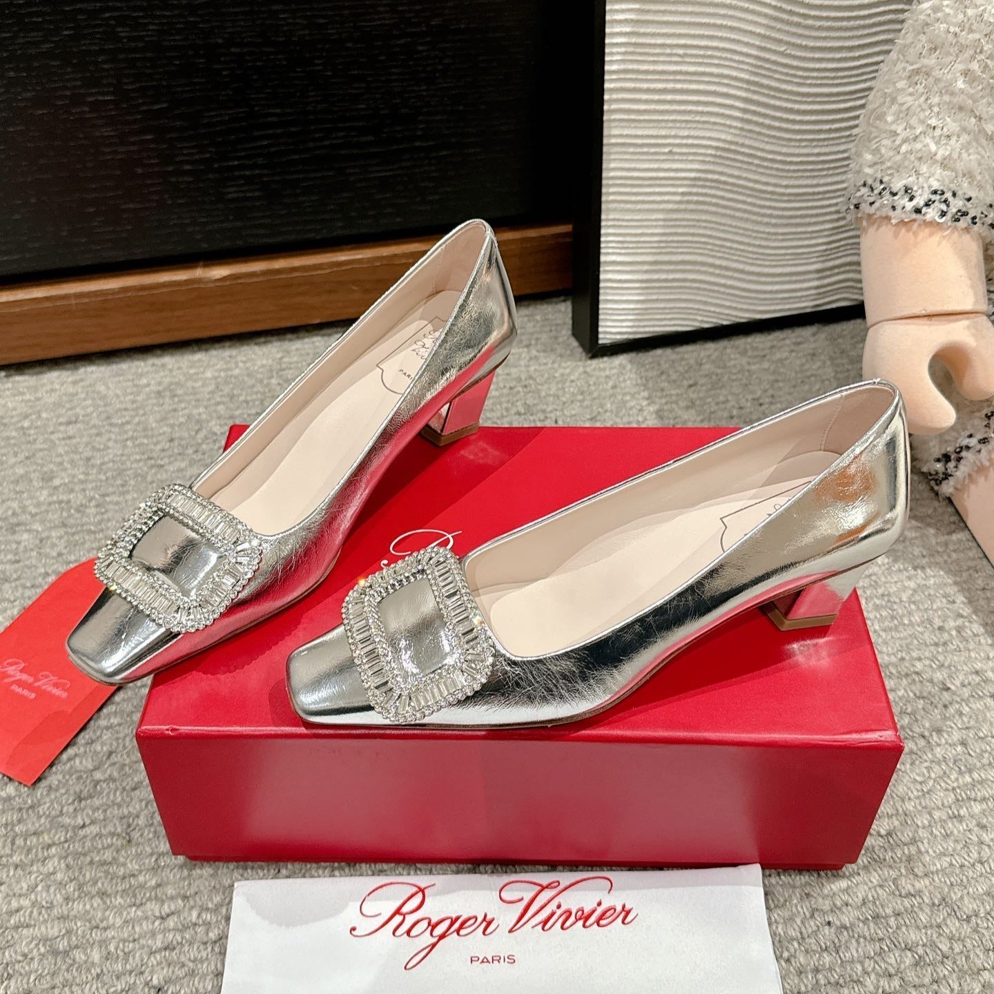BELLE VIVIER PUMPS IN SILVER METALLIC CALFSKIN - 34