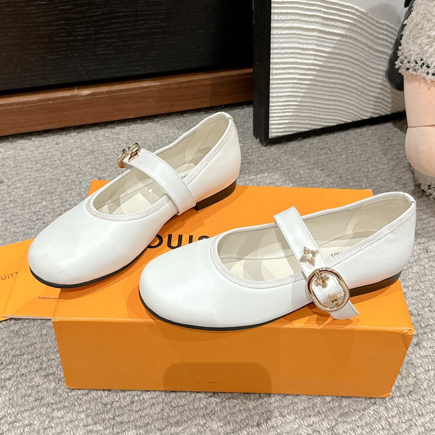 MARY JANE SHOES IN WHITE SHEEPSKIN - 35