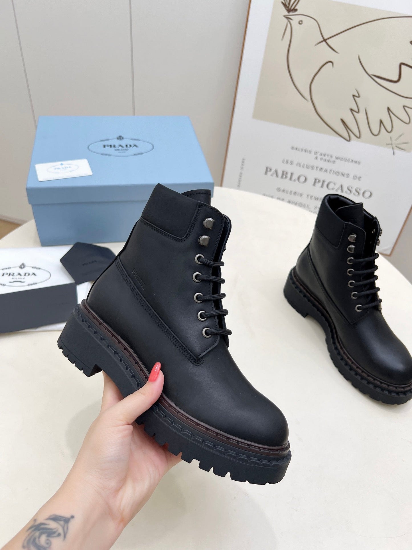 PRADA 25S LACE UP BOOTS BLACK CALFSKIN - 35