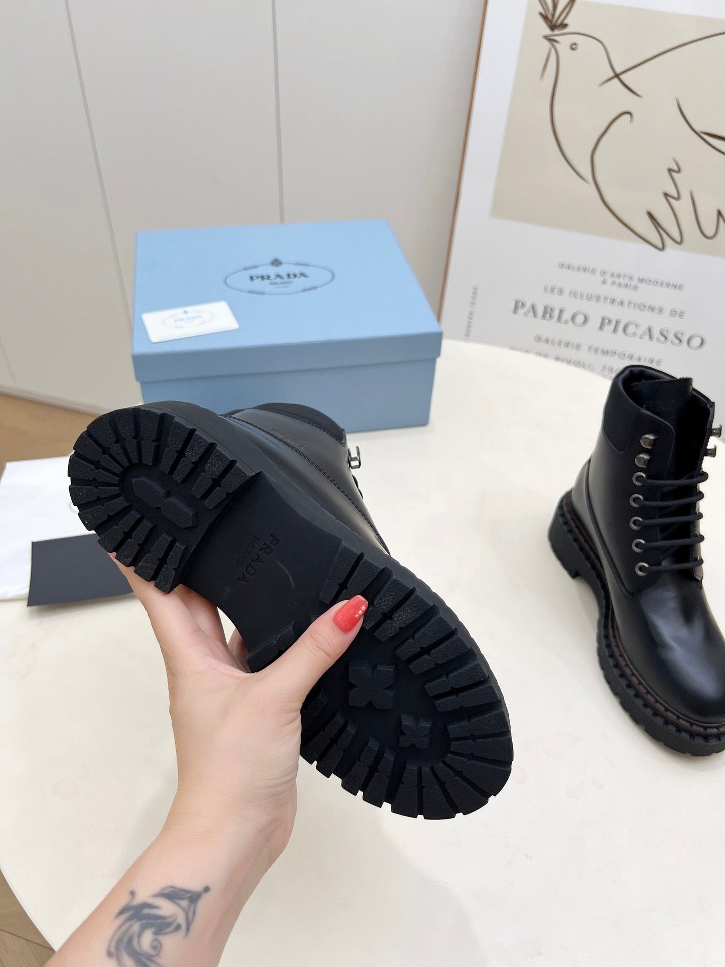 PRADA 25S LACE UP BOOTS BLACK GLOSSY CALFSKIN - 35