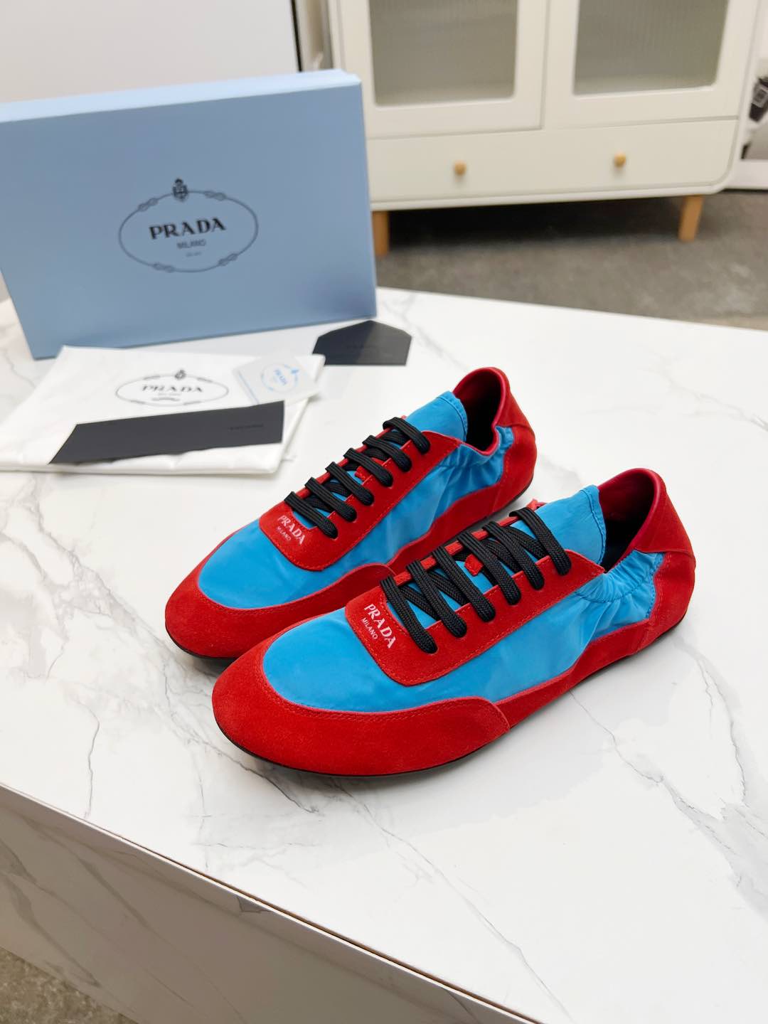 COLLAPSE SNEAKERS IN RED SUEDE AND SKY BLUE NYLON - 35